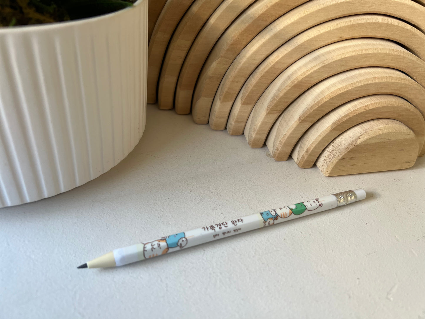 1 cute mechanical pencil